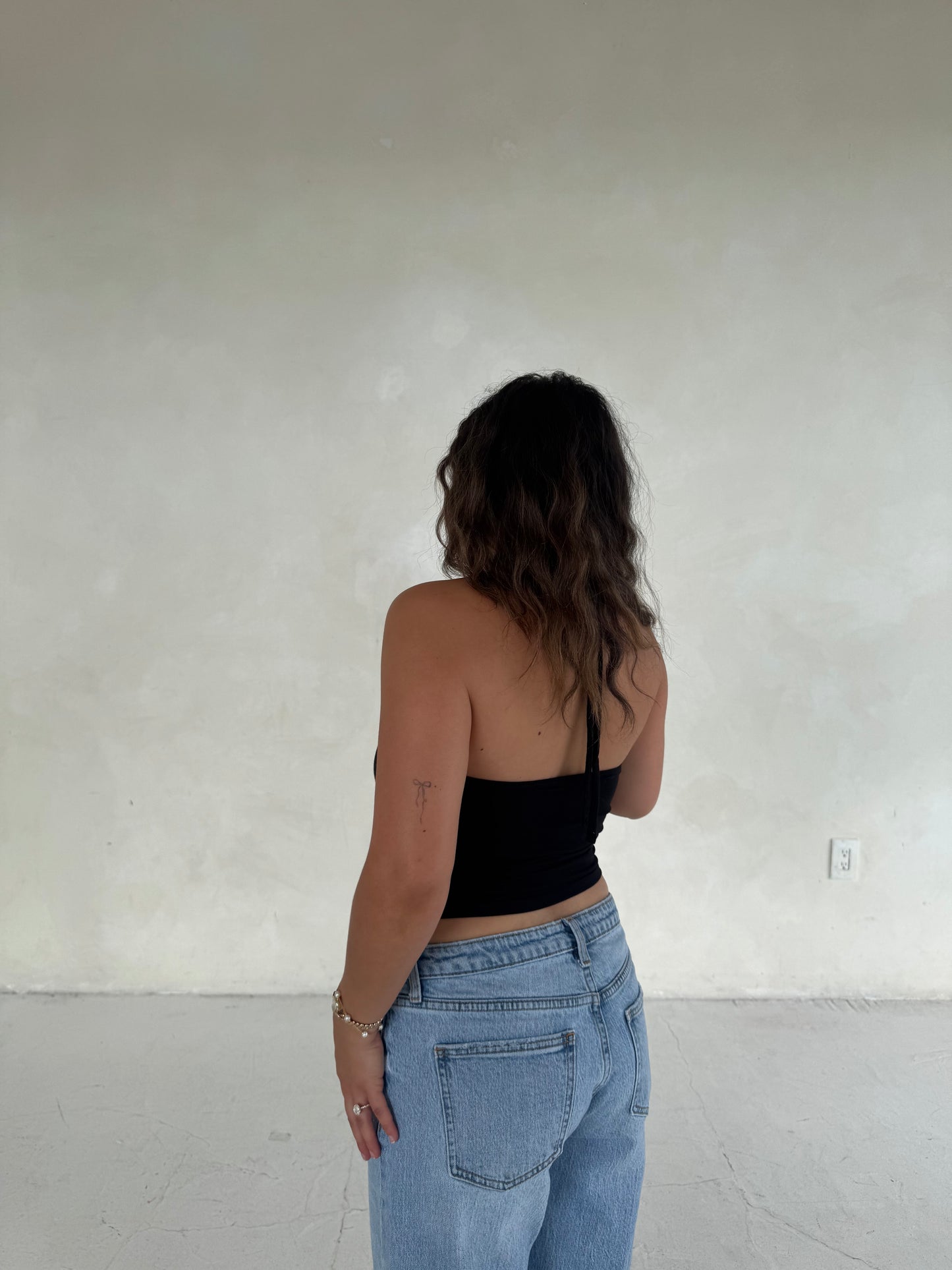 Cove Halter Top (Black)